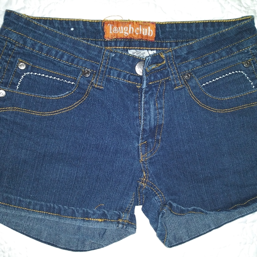 Stretch jean shorts